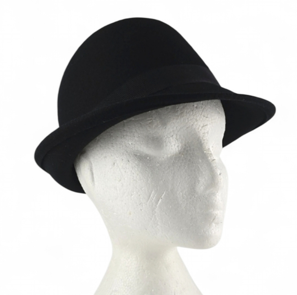 Le Chateau Women's Wool Felt Fedora Hat Gold Chain Detail Black OS